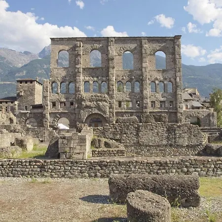 Santanselmo11 アパート